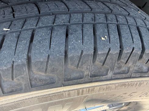 Used 2025 Nissan Frontier SV image 25