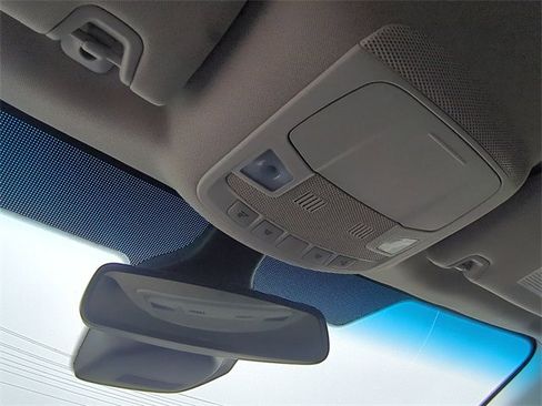 Used 2024 Ford Edge SEL image 28