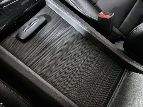 Used 2022 Honda Pilot Touring image 15