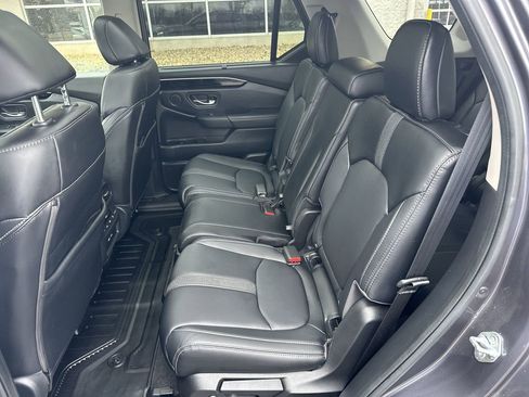 Used 2023 Honda Pilot Touring image 25