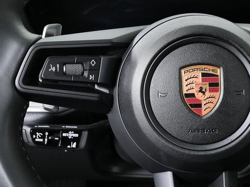 Certified 2025 Porsche Cayenne S image 10