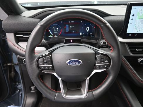 Used 2025 Ford Explorer ST-Line image 6