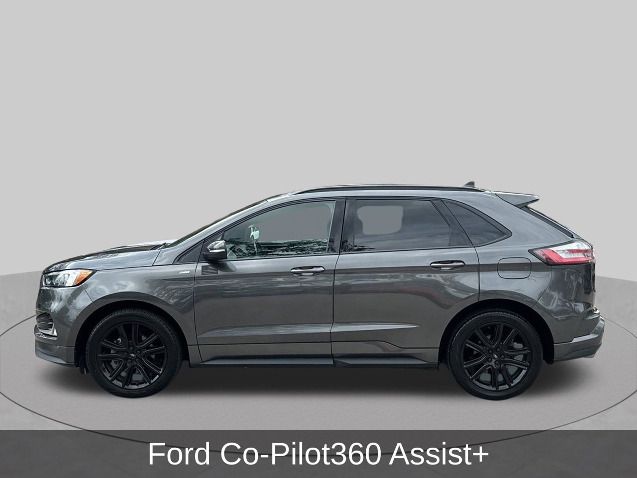 Used 2020 Ford Edge ST-Line FWD image 2