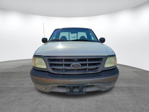Used 2003 Ford F150 XL image 2