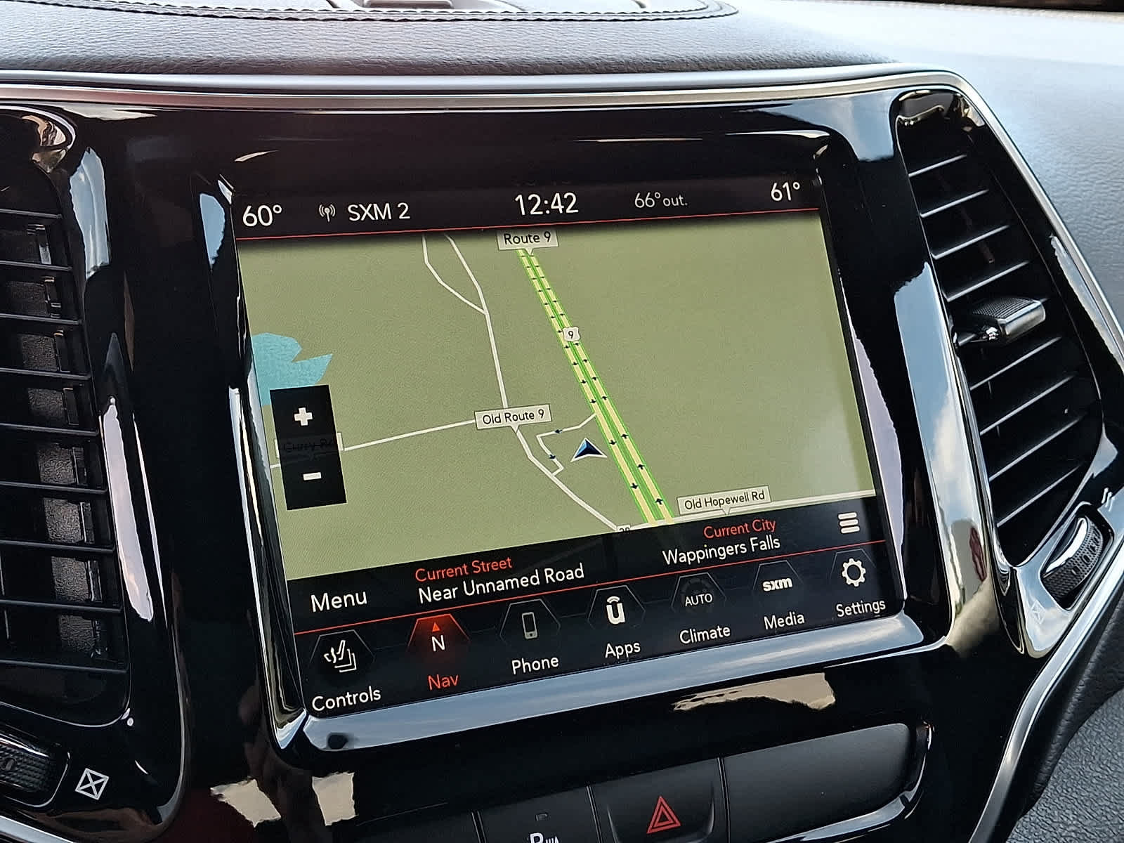 Used 2020 Jeep Cherokee High Altitude AWD/4WD image 19