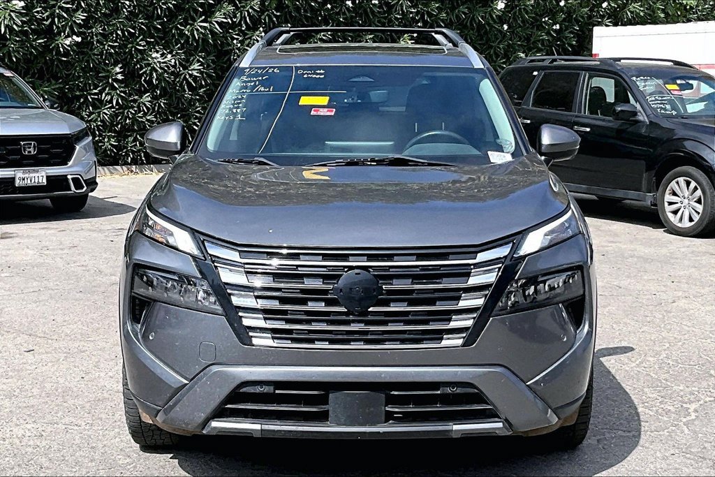 Used 2024 Nissan Rogue SL w/ SL Premium Package AWD/4WD image 2