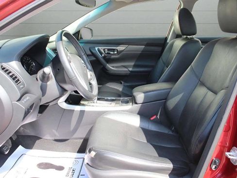 Used 2015 Nissan Altima 2.5 SL w/ Technology Package image 12