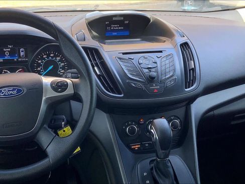 Used 2016 Ford Escape S image 7