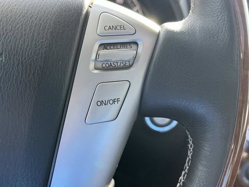 Used 2018 INFINITI QX80 Base w/ All Season Package image 31