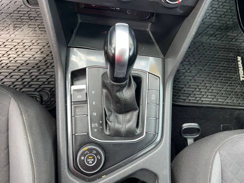 Used 2020 Volkswagen Tiguan S AWD/4WD image 31