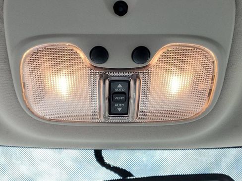 Used 2016 Jeep Patriot High Altitude AWD/4WD image 21