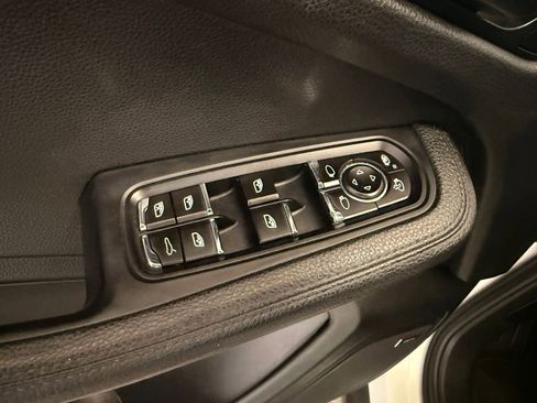 Used 2016 Porsche Macan S image 16