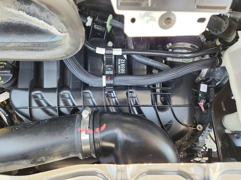 Used 2025 RAM ProMaster 2500 w/ Convenience Group FWD image 21