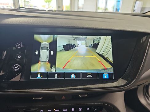Certified 2023 Buick Envision Essence w/ Technology Package I AWD/4WD image 28