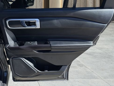 Used 2020 Ford Explorer XLT w/ Equipment Group 202A image 53