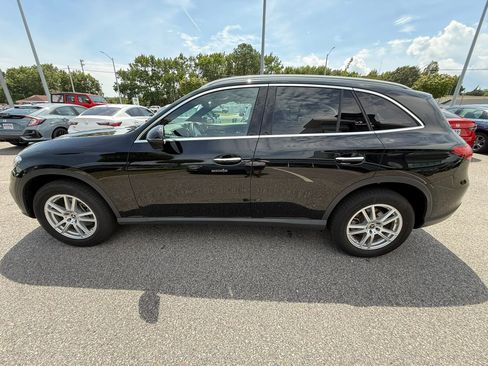 Used 2023 Mercedes-Benz GLC 300 4MATIC image 4