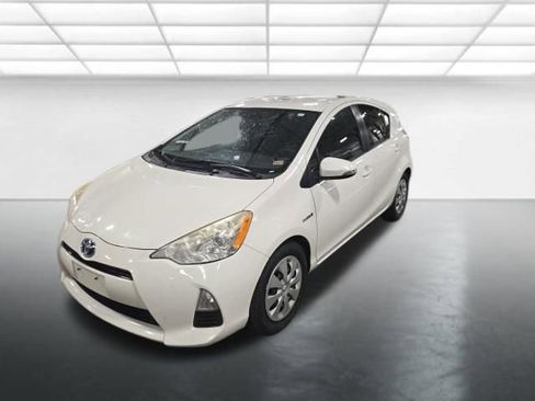 Used 2012 Toyota Prius C Three image 8