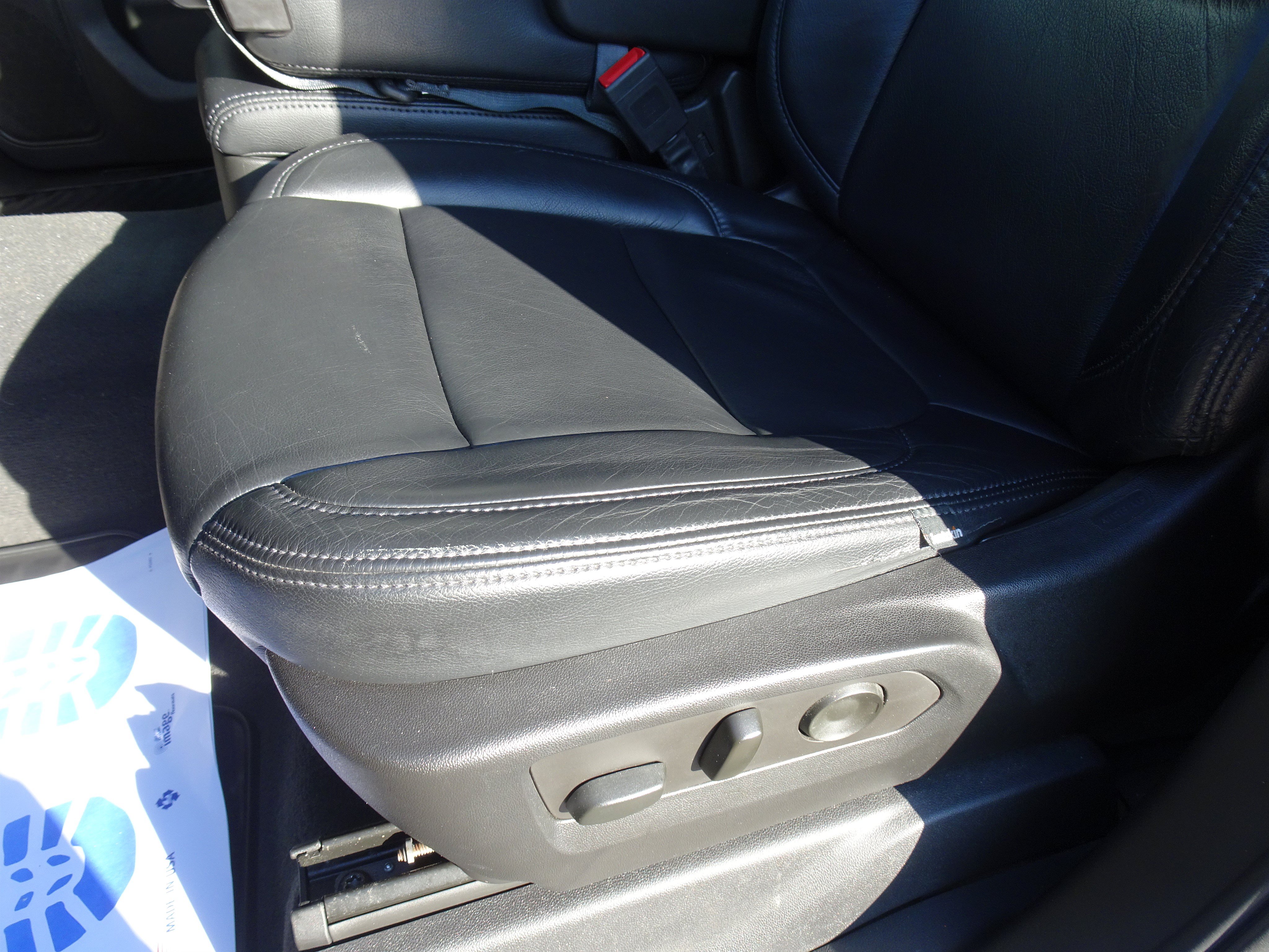 Used 2022 Chevrolet Silverado 1500 Custom AWD/4WD image 9