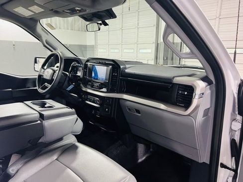 Used 2021 Ford F150 XL w/ XL Chrome Appearance Package image 32