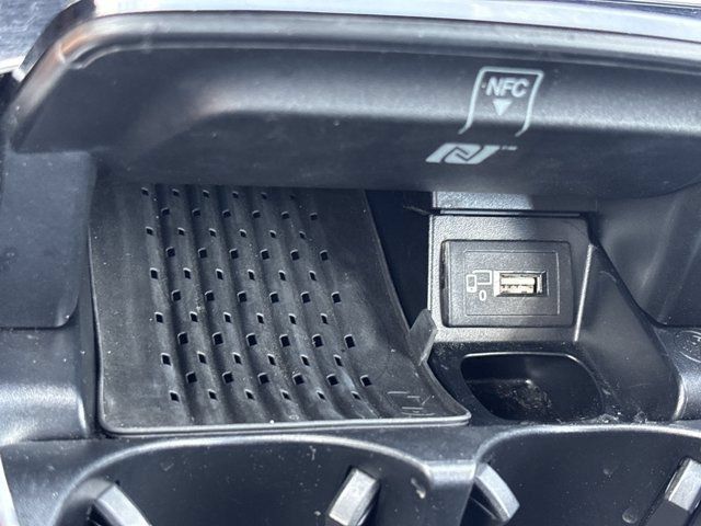 Used 2018 Mercedes-Benz E 400 4MATIC Cabriolet image 37