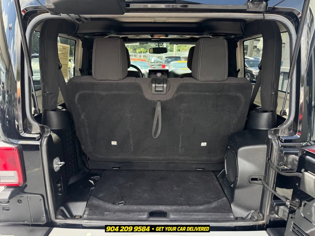Used 2013 Jeep Wrangler Sahara w/ Connectivity Group AWD/4WD image 26