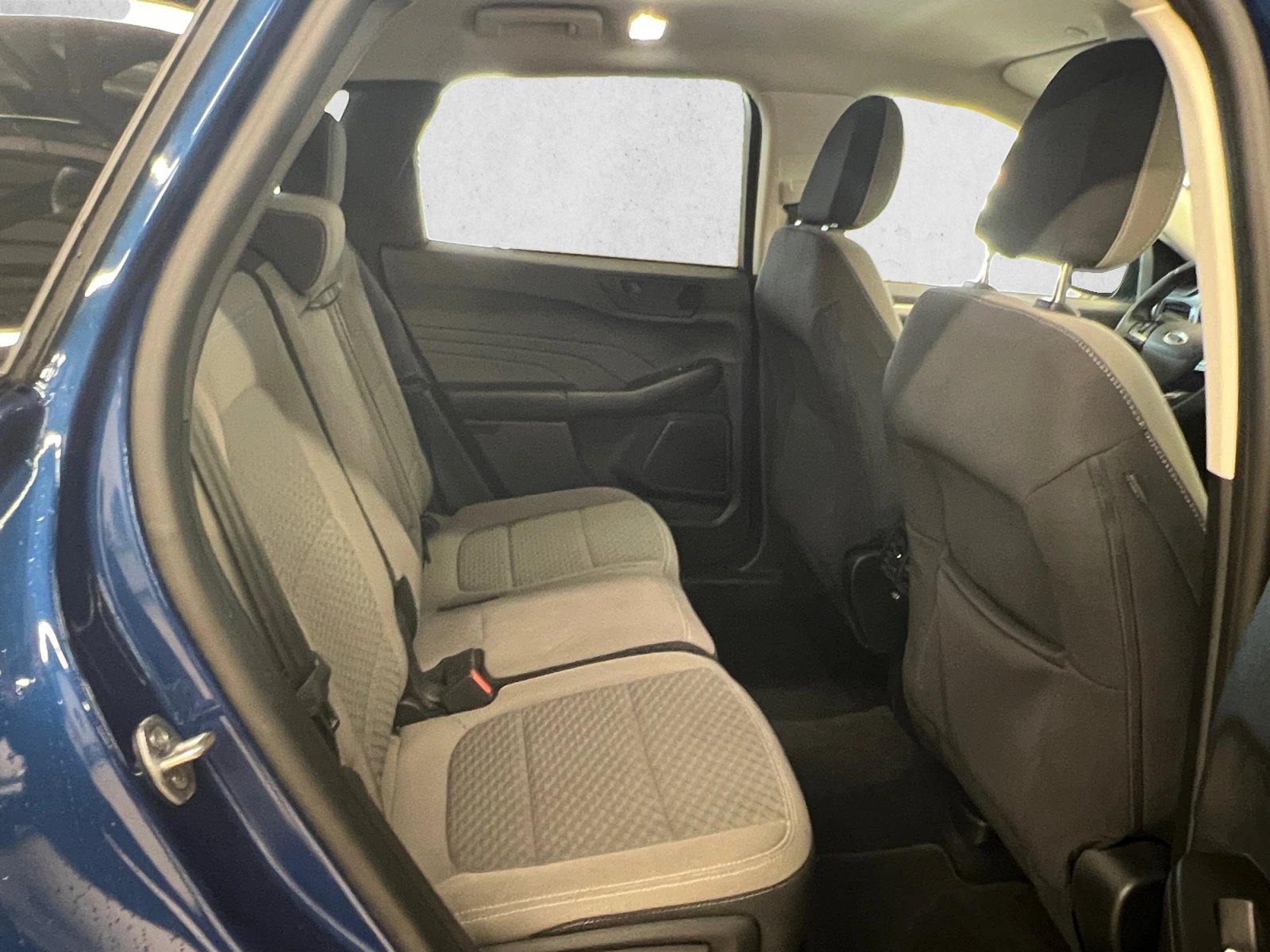 Used 2022 Ford Escape SE w/ SE Sport Appearance Package AWD/4WD image 25