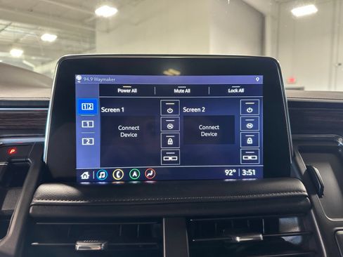 Used 2021 Chevrolet Tahoe High Country w/ Premium Package AWD/4WD image 29