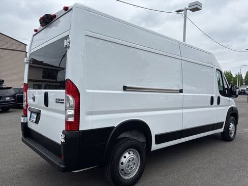 Used 2023 RAM ProMaster 2500 FWD image 5