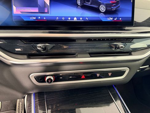 Certified 2026 BMW X7 xDrive40i AWD/4WD image 17