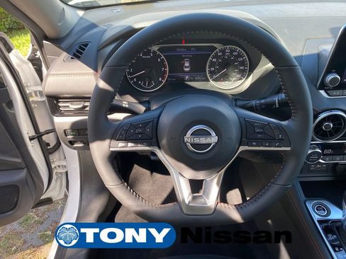 New 2025 Nissan Sentra SR w/ SR Premium Package image 32