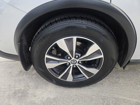 Used 2019 Nissan Murano S FWD image 23