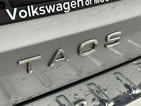 Certified 2023 Volkswagen Taos SE image 26
