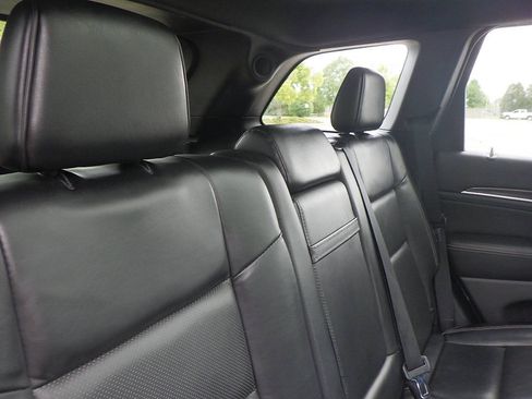Used 2017 Jeep Grand Cherokee Overland w/ Jeep Active Safety Group AWD/4WD image 20