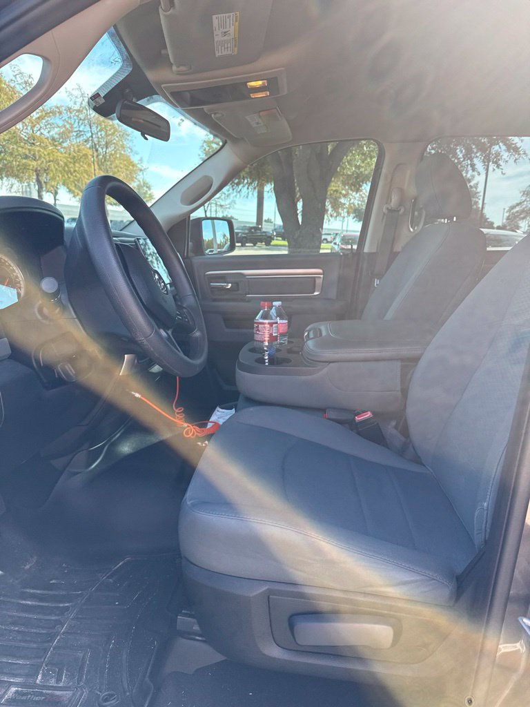 Used 2020 RAM 1500 Classic SLT RWD image 8
