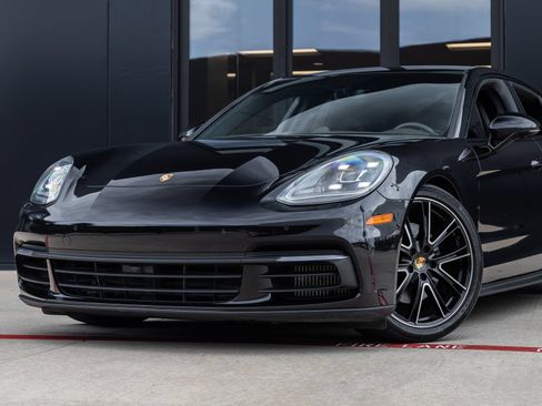 Certified 2018 Porsche Panamera 4S AWD/4WD image 7