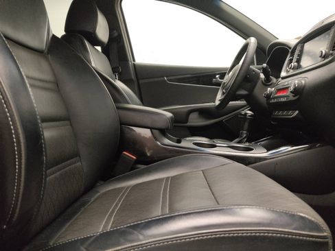 Used 2019 Kia Sorento SX AWD/4WD image 21
