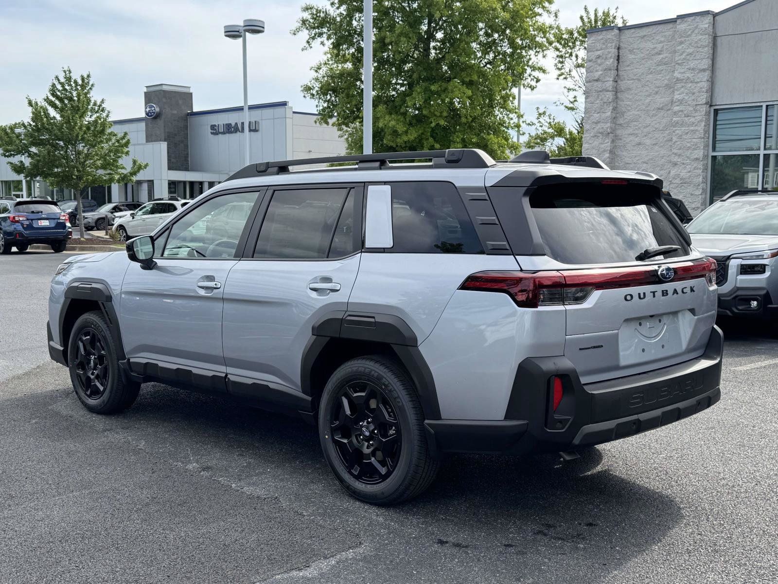 New 2026 Subaru Outback Limited AWD/4WD image 4