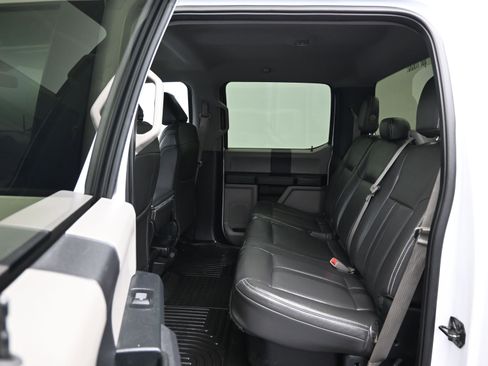 Used 2015 Ford F150 XL w/ Equipment Group 101A Mid image 11