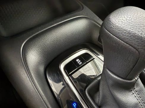 Used 2023 Toyota Corolla LE image 19