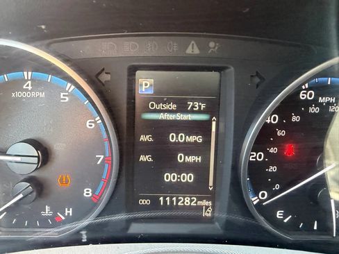 Used 2018 Toyota RAV4 LE w/ All Weather Liner Package AWD/4WD image 17