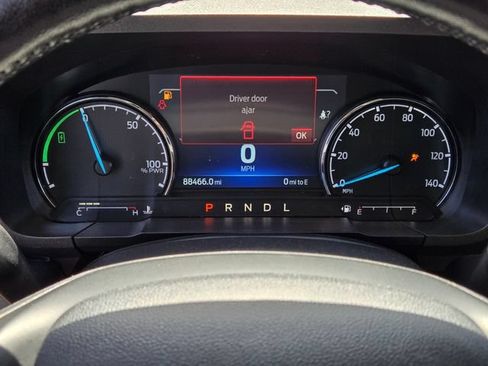 Used 2022 Ford Maverick Lariat w/ Lariat Luxury Package FWD image 22