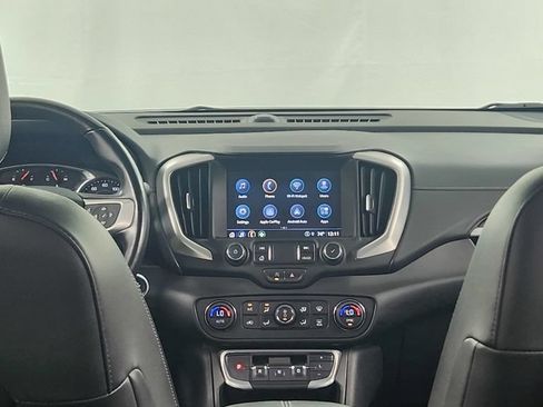 Used 2022 GMC Terrain SLT w/ LPO, Roadside Safety Package AWD/4WD image 16