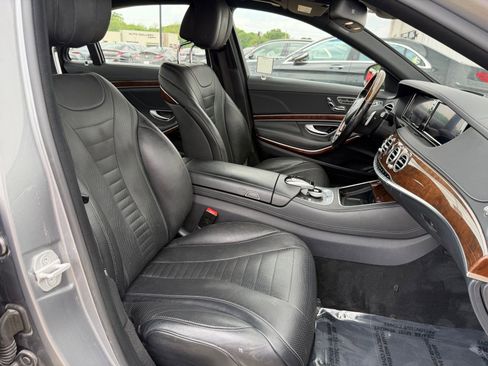 Used 2015 Mercedes-Benz S 550 Sedan image 24