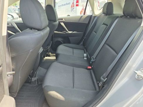 Used 2013 MAZDA MAZDA3 i Touring FWD image 9
