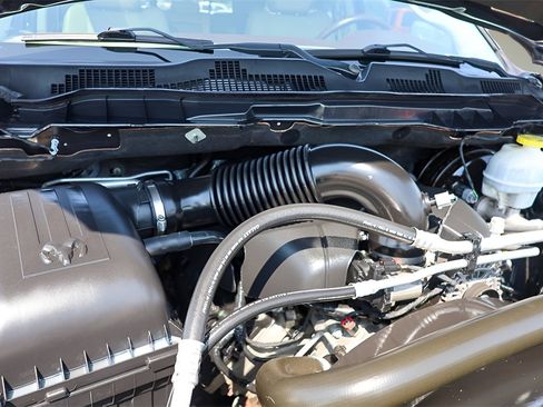 Used 2017 RAM 1500 Laramie w/ Convenience Group image 19