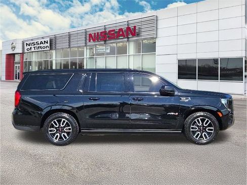 Used 2023 GMC Yukon XL AT4 w/ AT4 Premium Plus Package image 8