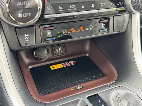 Certified 2025 Toyota RAV4 Limited w/ Advanced Technology Package AWD/4WD image 24