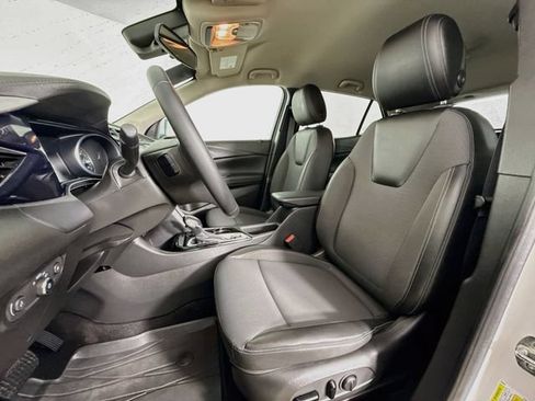 Used 2022 Buick Encore GX Select w/ Sport Touring Package AWD/4WD image 21