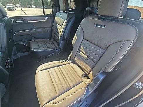 New 2026 GMC Acadia Denali Ultimate image 15