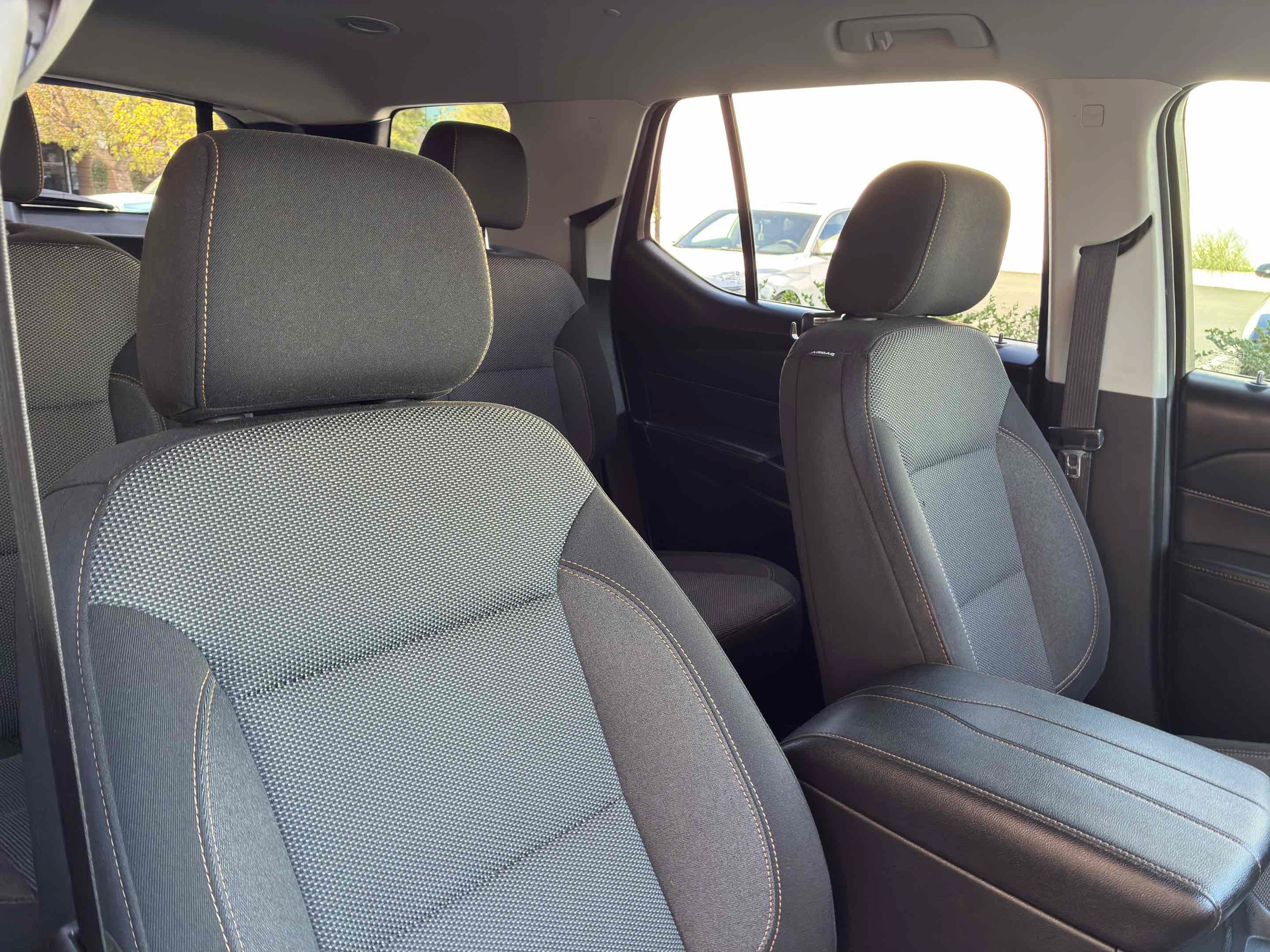 Used 2019 Chevrolet Traverse LT FWD image 45